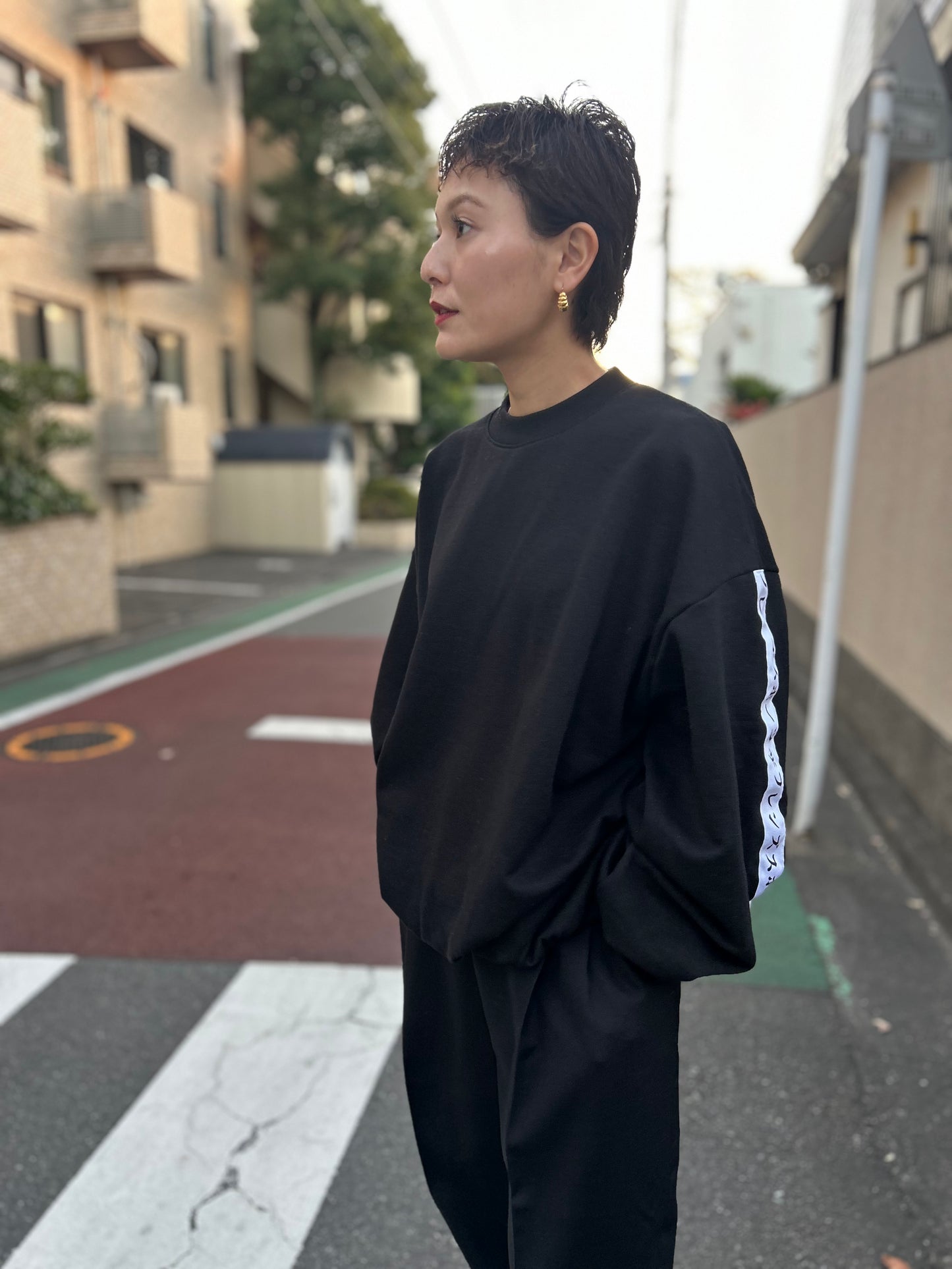 WID-WEIGHT WIDE CREWNECK SWEATSHIRT WHITE LINE